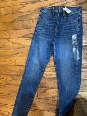 American Eagle Outfitters Dark Blue High-Rise Skinny Jeans